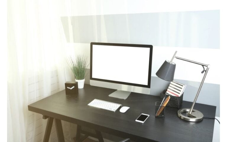 WHAT IS THE DIFFERENCE BETWEEN LAPTOPS AND COMPUTERS visual data 2