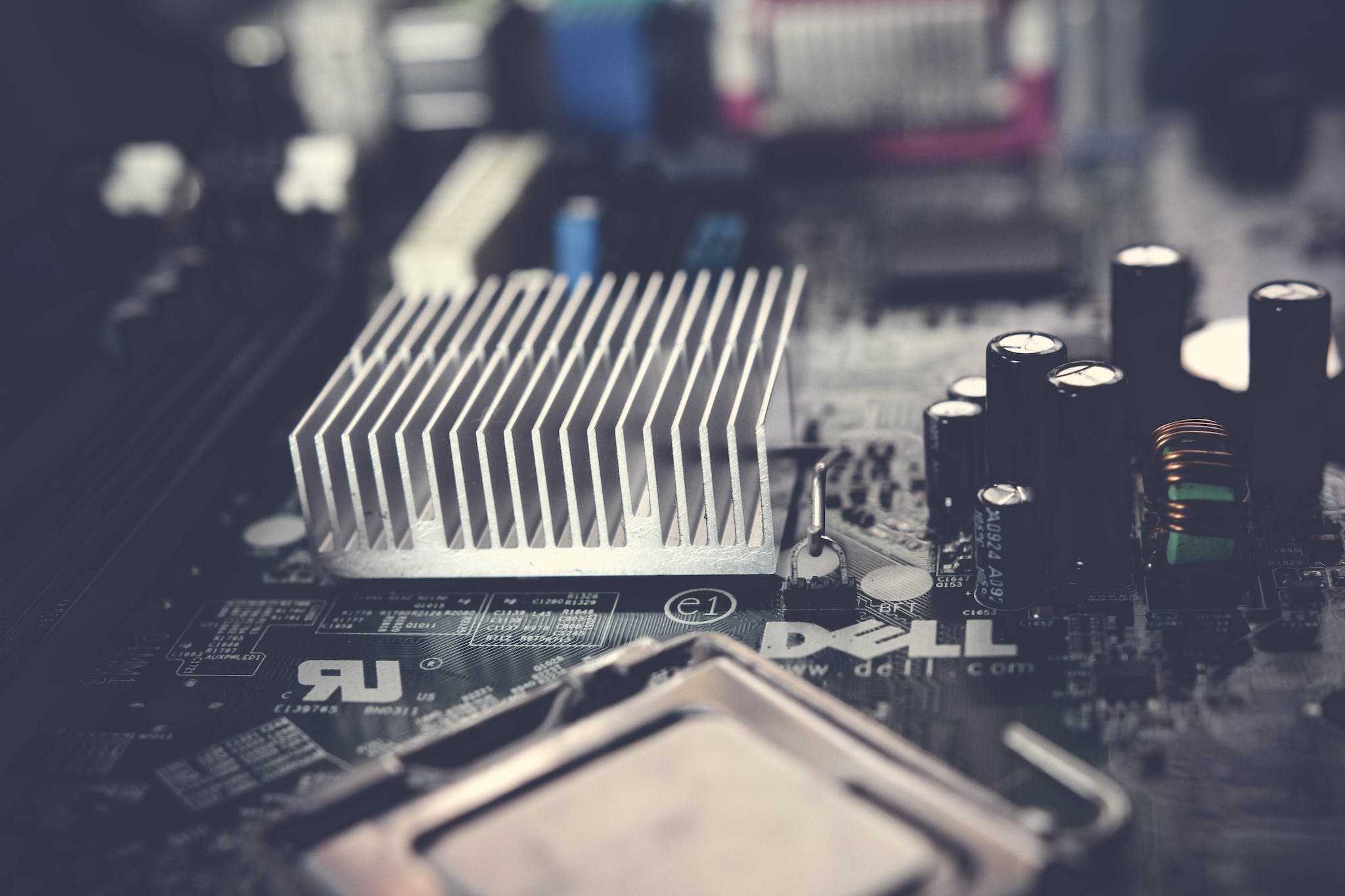 Low CPU Usage, Slow Computer - Selective Focus Photography of Heatsink